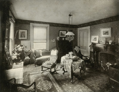 The house at 21 Pleasant Street built in the 1820s for Captain Samuel Noyes (1784-1859) and photographed about 1890, when Charles William Noyes and his wife, Helen Bartlett Noyes, the third generation of the family, lived in it. (Courtesy of Penelope Tonry)